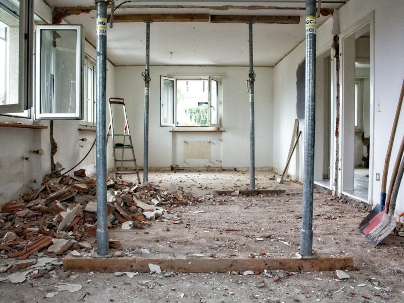 a room that has some tools in it