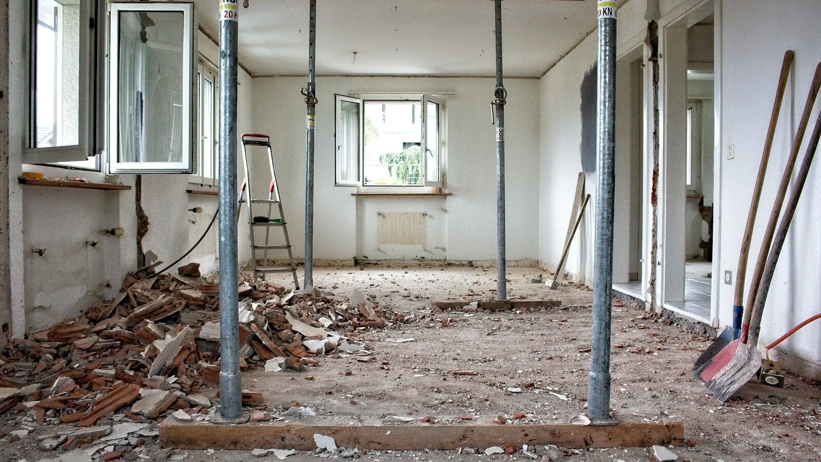 a room that has some tools in it